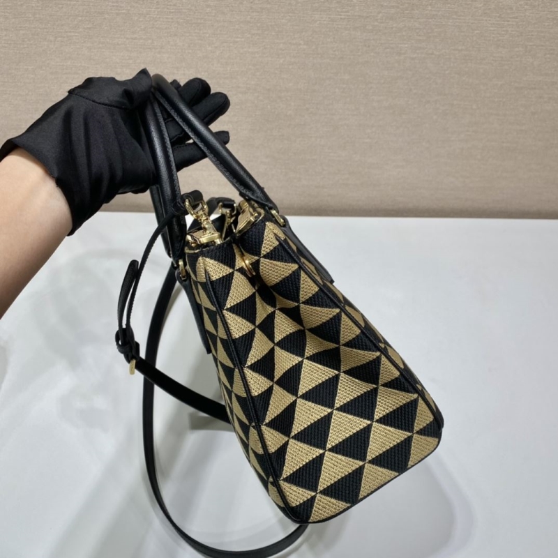 Pra*a top handle bags